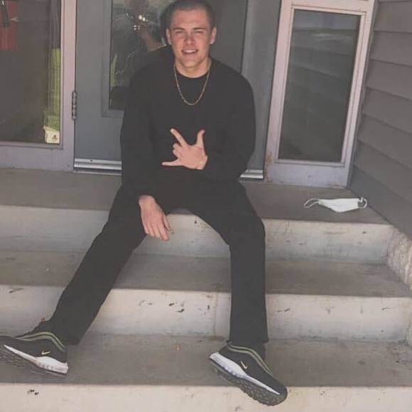 mitchygotlicks